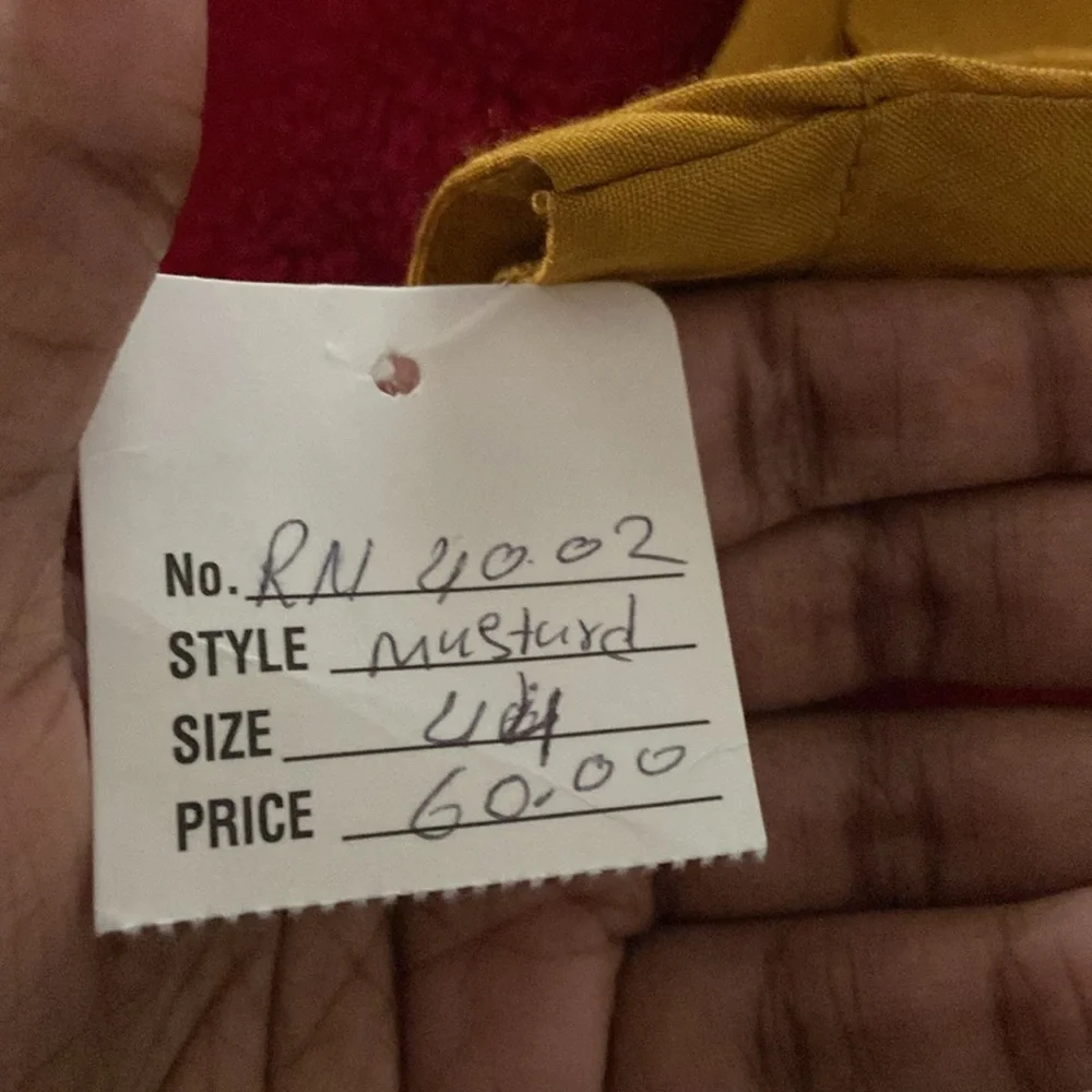 Indian Mustard Yellow Embroidered Rhinestone & Pearl Studded Tunic Size Large - Picture 8 of 8